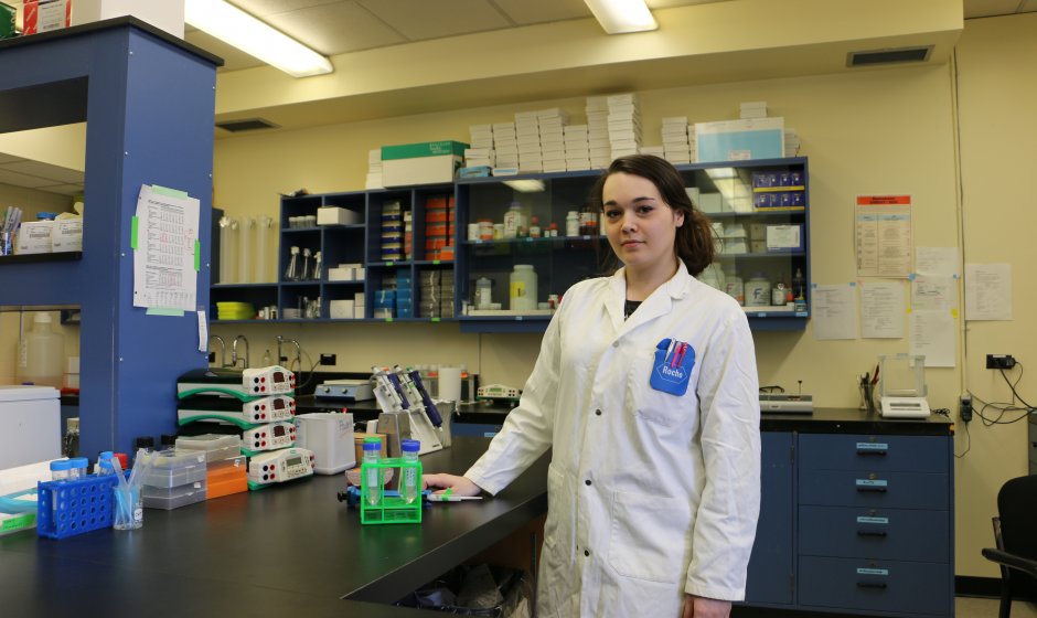 Jovane Hamelin est doctorante en biologie cellulaire et moléculaire à l’UQTR.
