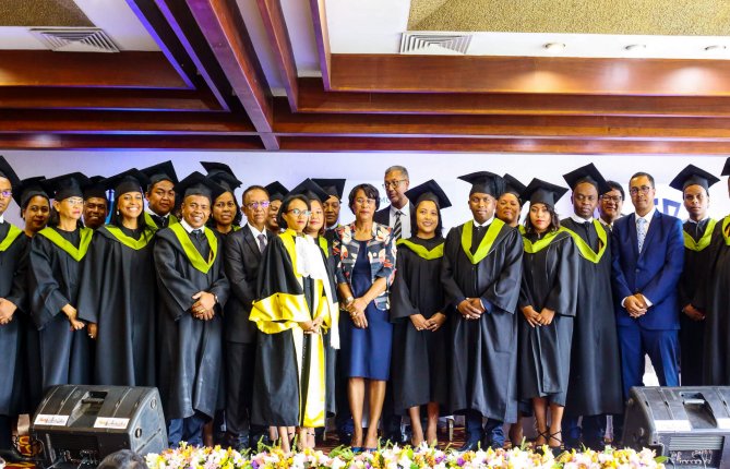 Une première collation des grades à Madagascar pour le MBA délocalisé de l’UQTR