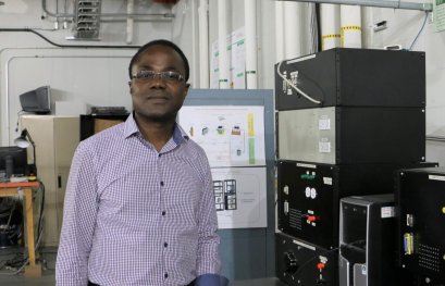 Kodjo Agbossou nommé à la co-vice-présidence du RLS-Sciences