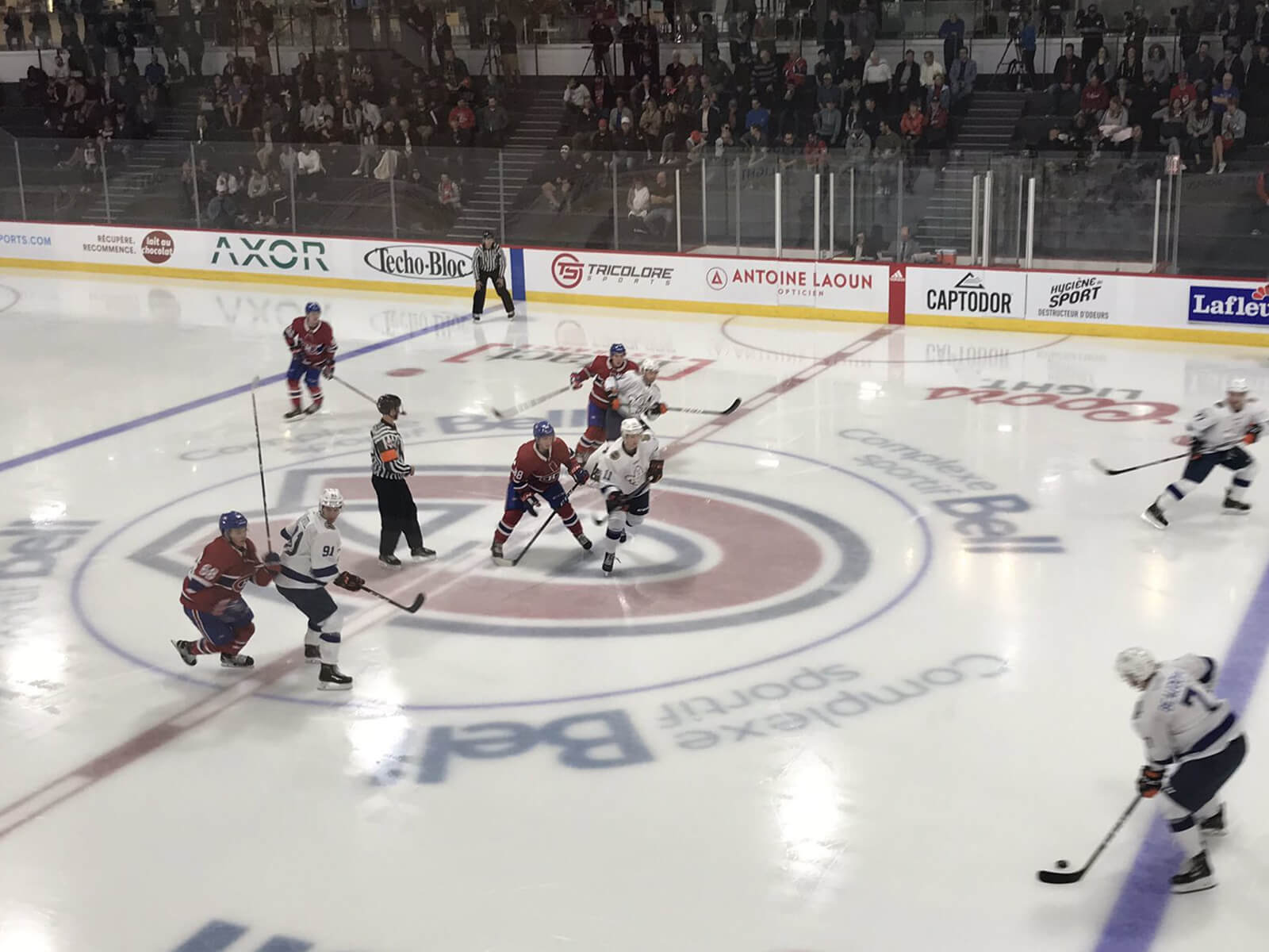 Les Patriotes disputent un match contre les recrues du Canadien de Montréal
