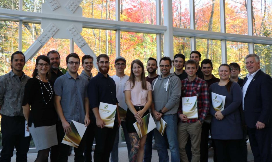 Campus de Drummondville : quinze étudiants en génie mécanique se partagent 30 000 $ en bourses