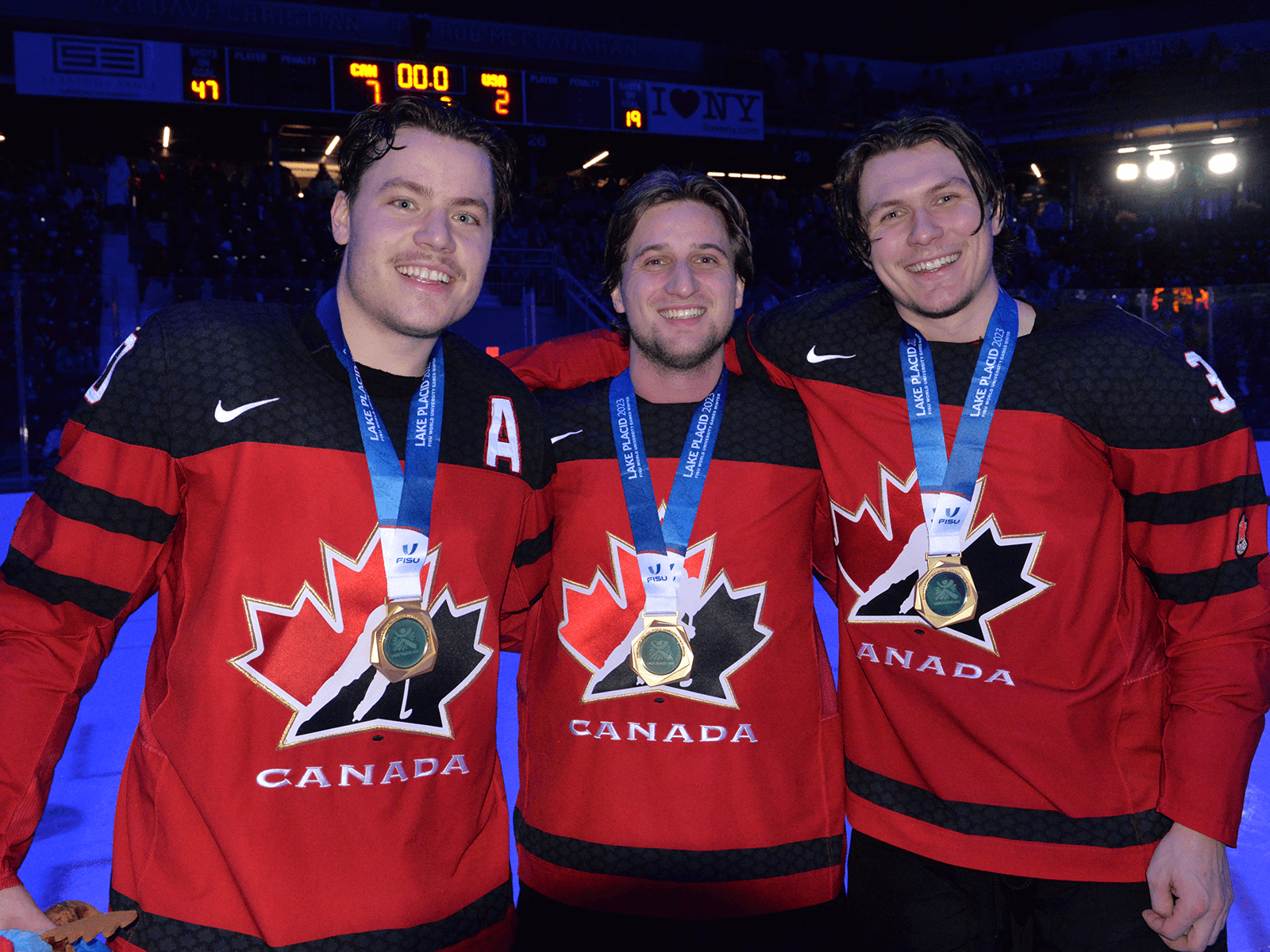 Trois Patriotes remportent la médaille d’or avec l’équipe canadienne