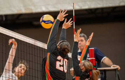 Inauguration ardue pour l'effectif de volleyball