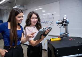 Mme ITR : un comité pour inspirer la relève féminine en génie