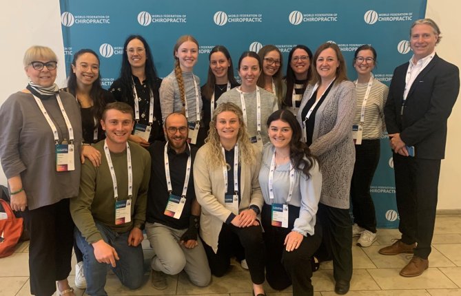 L’UQTR rayonne au congrès de la Fédération mondiale de chiropratique à Copenhague