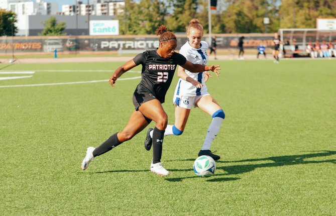 Revers face aux Carabins pour la formation de Durnick Jean