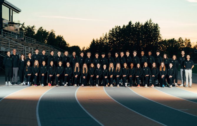 Des recrues inspirantes et une équipe soudée pour lancer la saison de cross-country