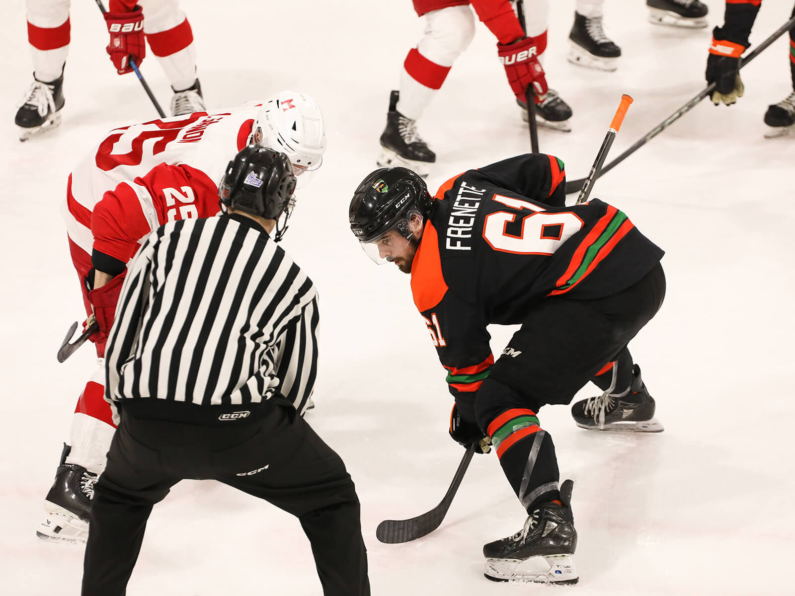 Une rencontre symbolique à Mashteuiatsh entre les Patriotes et les Redbirds