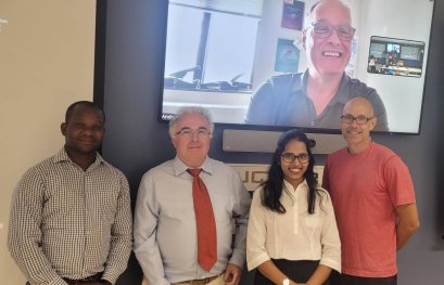 Démêler l'interaction complexe entre le VIH-1, l'enveloppe nucléaire et l'immunité innée: Perspectives des études GS-CA1 et interféron-B