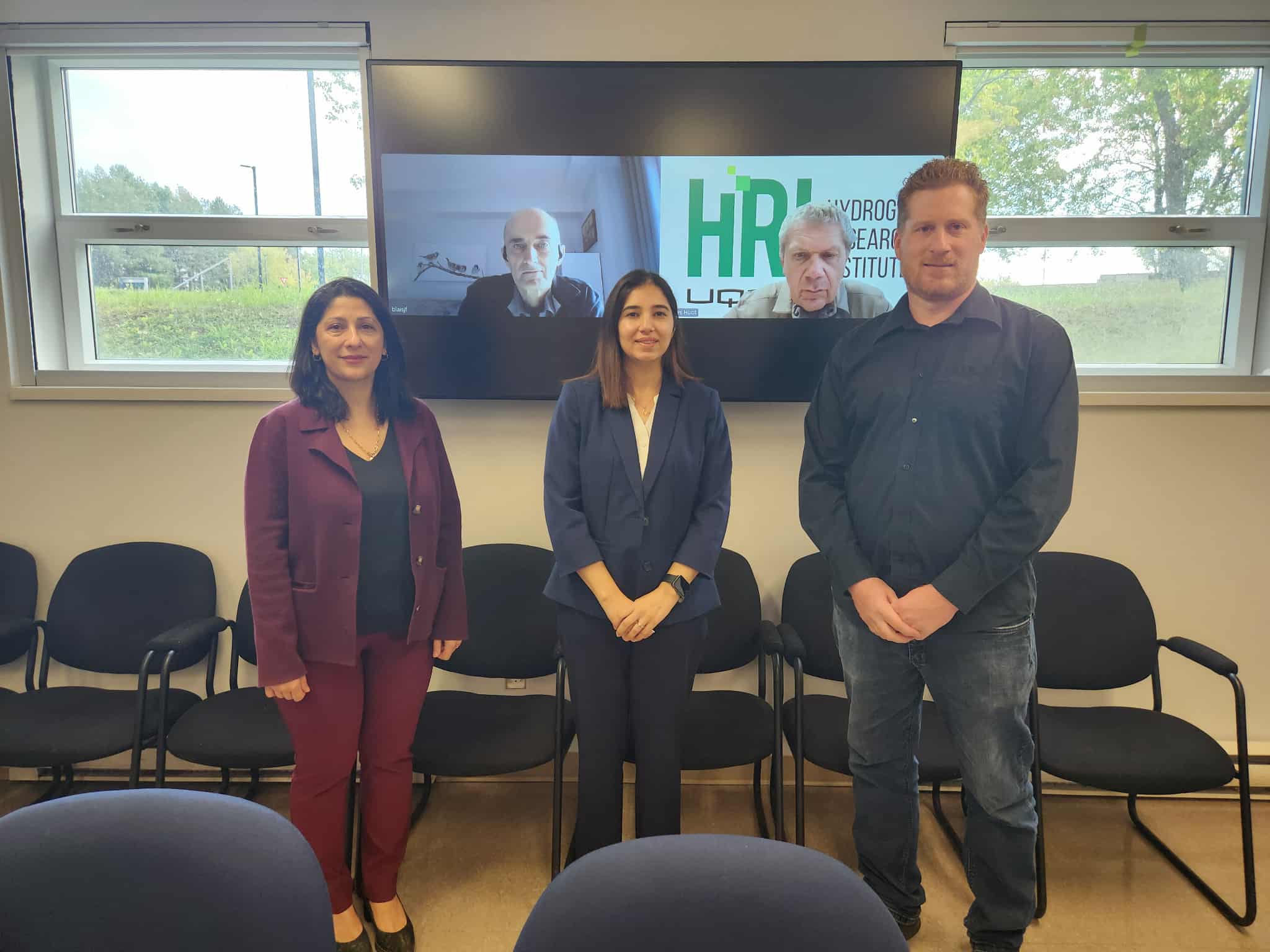 Récupération des métaux par lixiviation de matériaux de cathode de batteries lithium-ion du type NMC et LFP : analyse de leurs interactions synergique