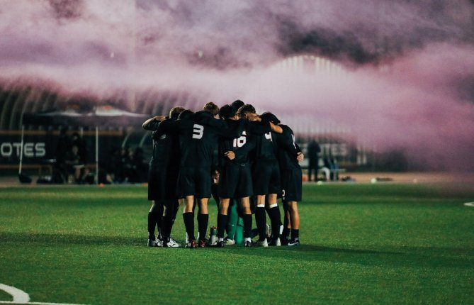 Direction le Championnat canadien pour les hommes de Shany Black!