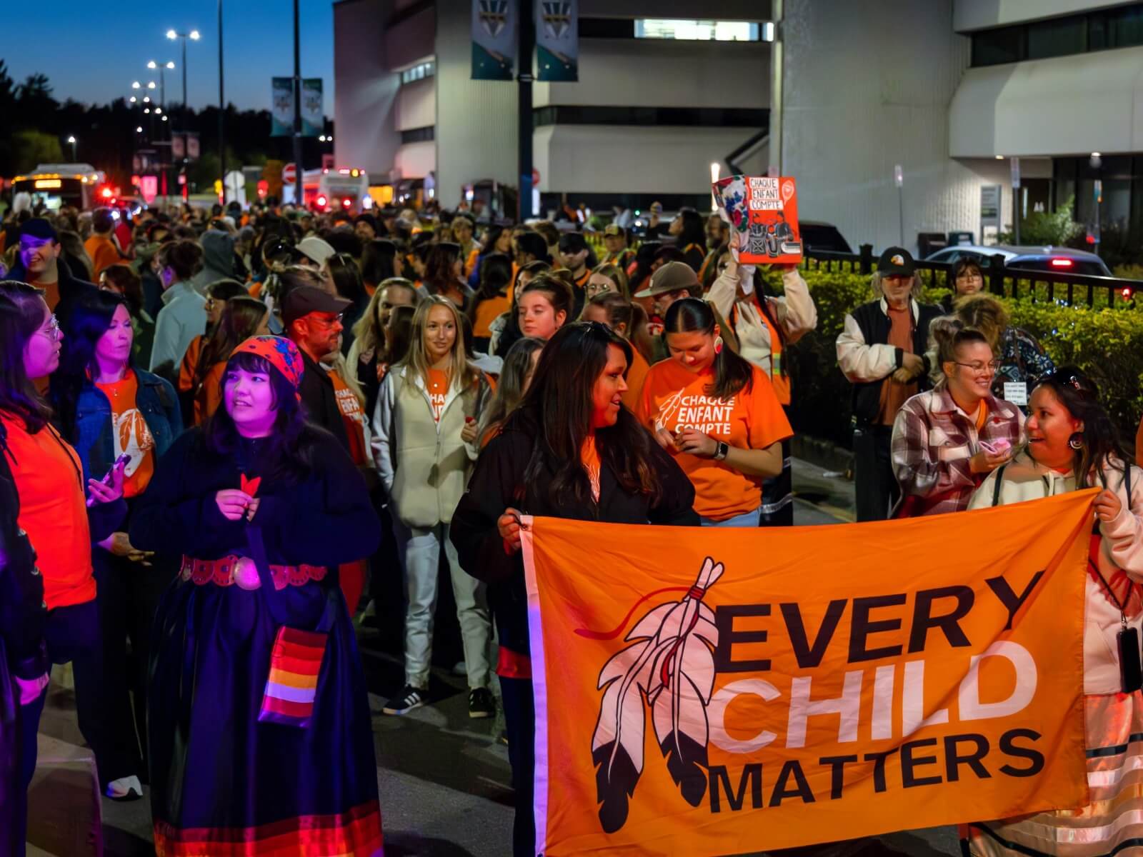 Des centaines de personnes rassemblées à l’UQTR pour honorer la mémoire des Premiers Peuples