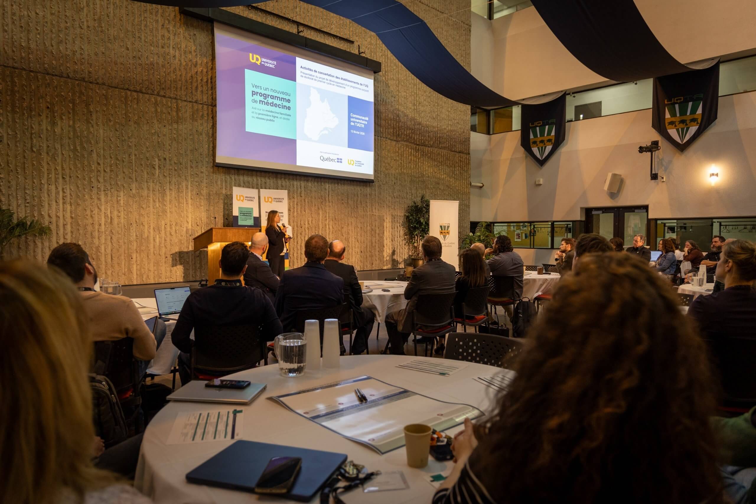 Programme conjoint de médecine de l’UQ : une nouvelle étape de concertation franchie