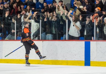 La première manche appartient aux Patriotes!