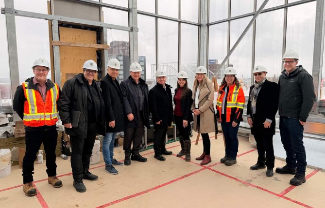 Élus et partenaires trifluviens visitent le Pavillon Pellerin-Marmen