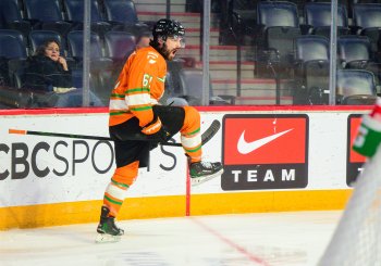 Conor Frenette propulse les Pats vers la finale nationale!