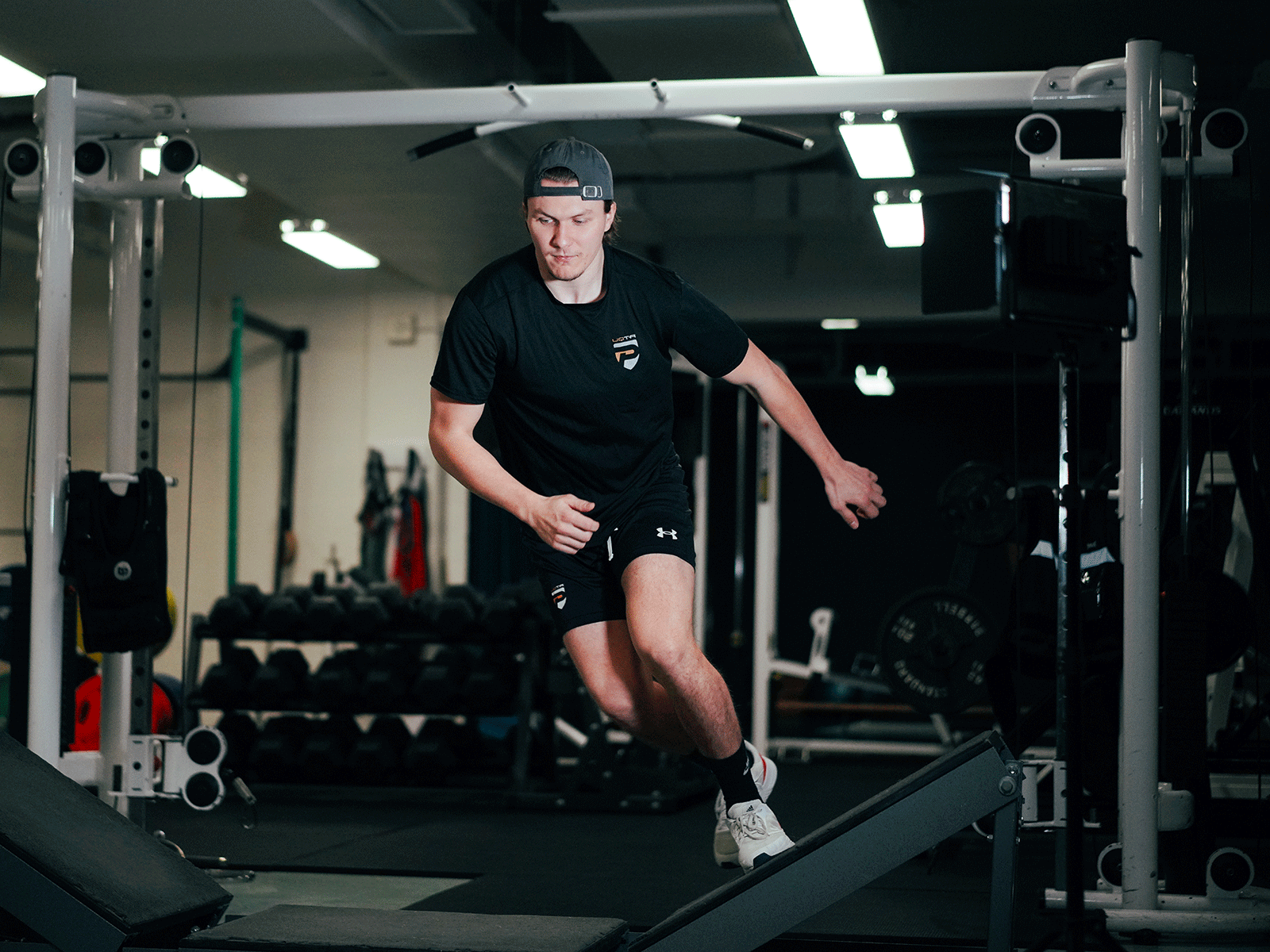 Raphaël Boudreau : le nouveau pilier de la préparation physique estival du joueur de hockey à la salle Haute Performance