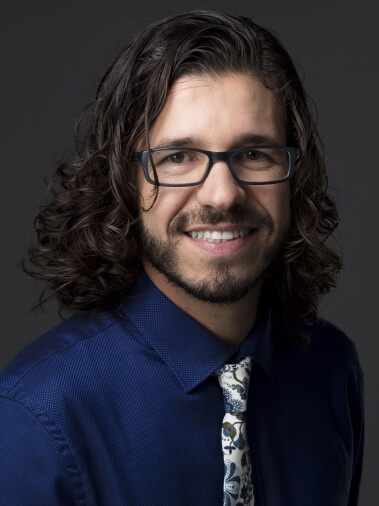 Anderson Araújo-Oliveira est professeur titulaire au Département des sciences de l’éducation de l’UQTR.