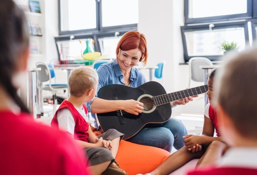Et si la musique changeait notre façon d’enseigner?